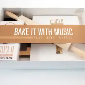 מארז Bake it with music